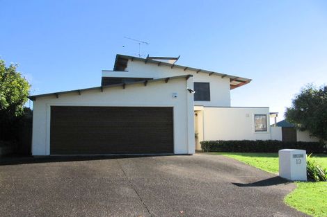 Photo of property in 13 Widdison Place, Albany, Auckland, 0632