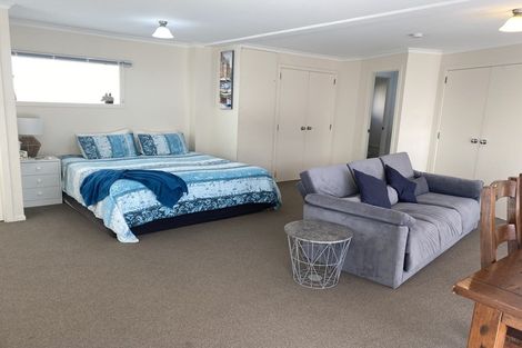 Photo of property in 57 Fairmount Road, Titirangi, Auckland, 0604