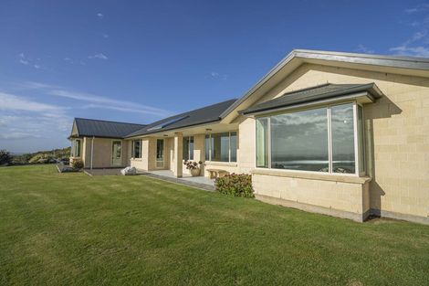 Photo of property in 417 Orepuki Riverton Highway, Longwood, Riverton, 9881