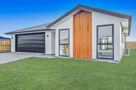 Photo of property in 35 Mehrtens Crescent, Woodend, 7691