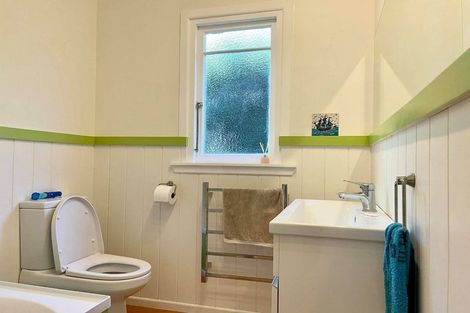 Photo of property in 50 Brooklands Road, Brooklands, New Plymouth, 4310