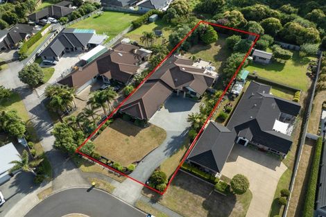 Photo of property in 55 Lough Bourne Drive, Pukekohe, 2120