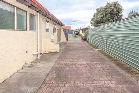 Photo of property in 53 Hinau Street, Castlecliff, Whanganui, 4501
