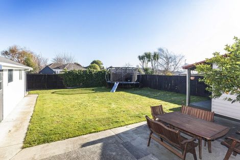 Photo of property in 45 Emlyn Place, Avondale, Christchurch, 8061