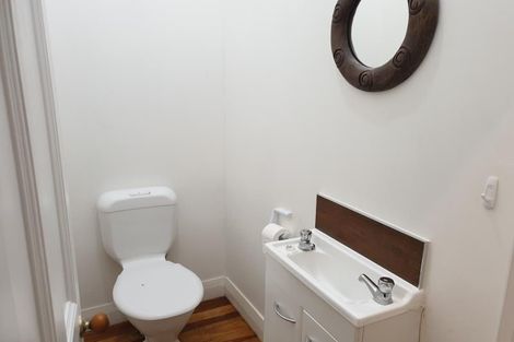 Photo of property in 119 Glenmore Street, Kelburn, Wellington, 6012