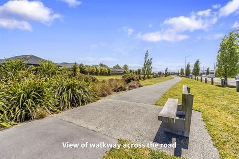 Photo of property in 33 Prestons Park Drive, Marshland, Christchurch, 8083