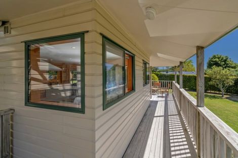 Photo of property in 86 Hahei Beach Road, Hahei, Whitianga, 3591