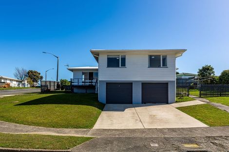 Photo of property in 1 Caduceus Place, Ascot Park, Porirua, 5024