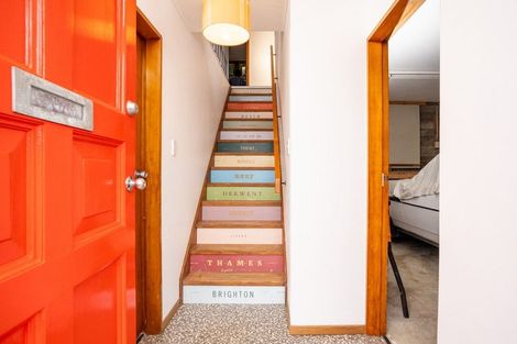 Photo of property in 158 The Esplanade, Houghton Bay, Wellington, 6023