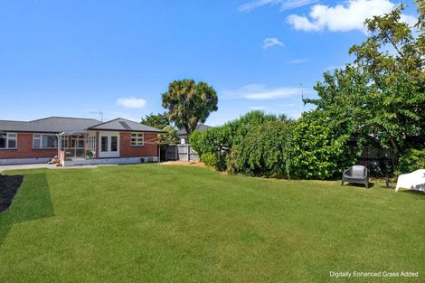 Photo of property in 94 Mcmurdo Street, Tinwald, Ashburton, 7700