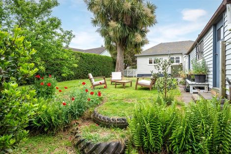 Photo of property in 8 Kitchener Place, Opawa, Christchurch, 8023