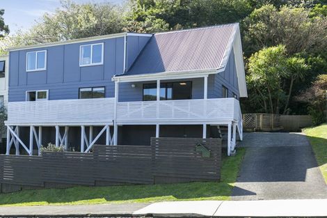 Photo of property in 9 Hazlewood Avenue, Karori, Wellington, 6012