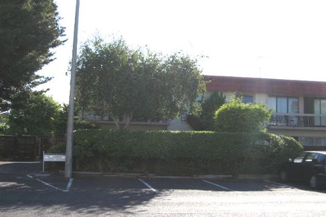 Photo of property in 10/1 Glen Road, Browns Bay, Auckland, 0630