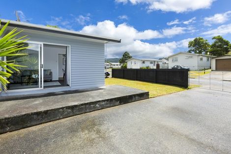 Photo of property in 7 Blueberry Grove, Timberlea, Upper Hutt, 5018