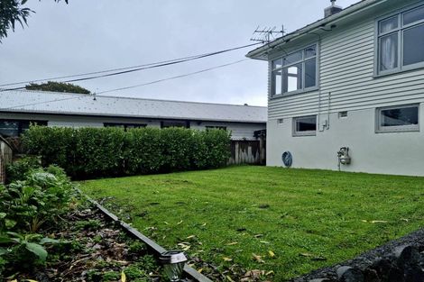 Photo of property in 26 Downe Street, New Plymouth, 4310