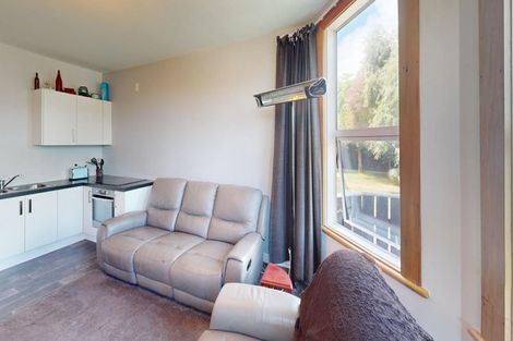 Photo of property in 9 Hereford Street, West End, Palmerston North, 4410