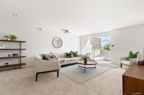 Photo of property in 25 Braemar Road, Castor Bay, Auckland, 0620