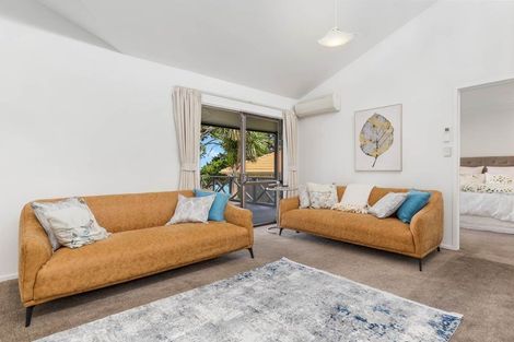 Photo of property in 29 St Annes Crescent, Wattle Downs, Auckland, 2103