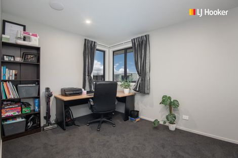 Photo of property in 17 Rodeo Place, Outram, 9019