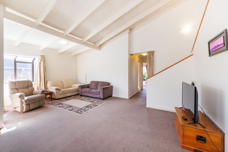 Photo of property in 42a Clifton Terrace, Fitzherbert, Palmerston North, 4410