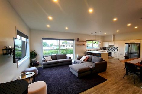 Photo of property in 32 Hazel Avenue, Caversham, Dunedin, 9012