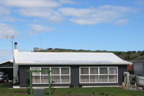 Photo of property in 48 Seabury Avenue, Foxton Beach, Foxton, 4815