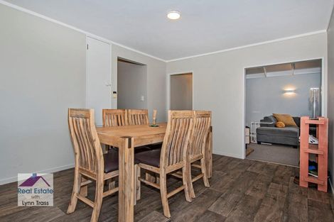 Photo of property in 13 Barclay Place, Te Kamo, Whangarei, 0112