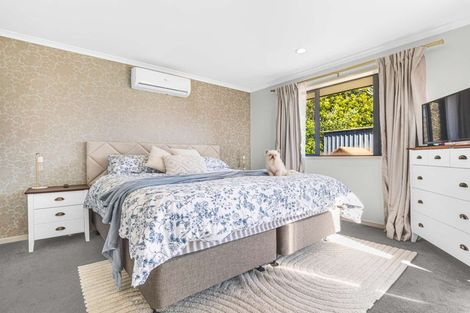 Photo of property in 12 Bella Villa Drive, Waiuku, 2123