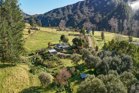 Photo of property in 217 Taumatatahi Road, Ngamatapouri, Wanganui, 4588