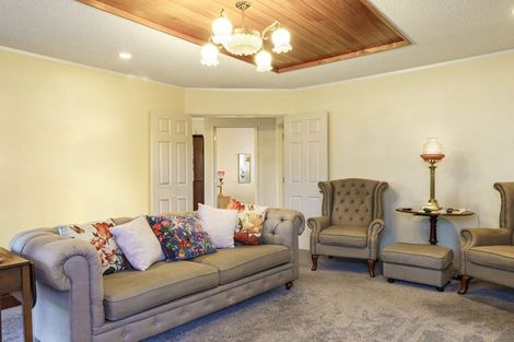 Photo of property in 11b Cheval Place, Taradale, Napier, 4112