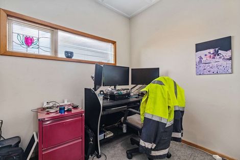 Photo of property in 5 Collingwood Road, Waiuku, 2123