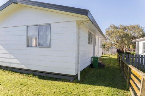 Photo of property in 12a Carlson Street, Dannevirke, 4930