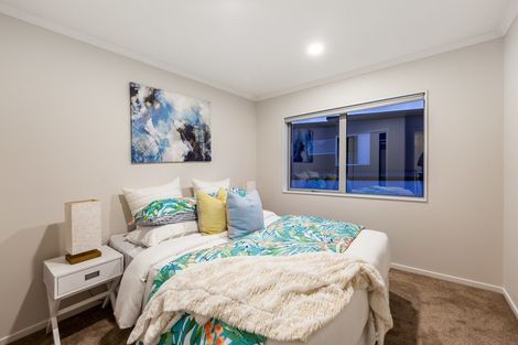 Photo of property in 1053b Whangaparaoa Road, Tindalls Beach, Whangaparaoa, 0930