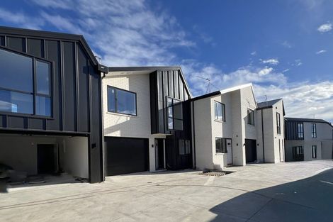 Photo of property in 3/133 Blighs Road, Strowan, Christchurch, 8052