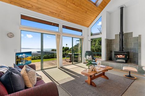 Photo of property in 53 Hector Lang Drive, Langs Beach, Waipu, 0582