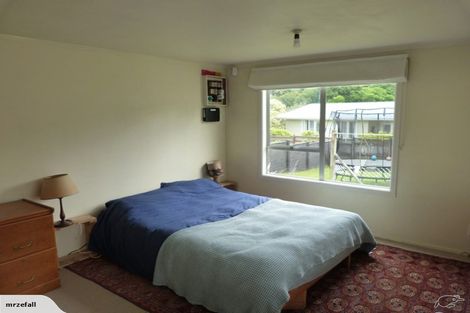 Photo of property in 68 Lake Road, Northcote, Auckland, 0627