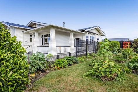 Photo of property in 8 Lincoln Street, Patea, 4520