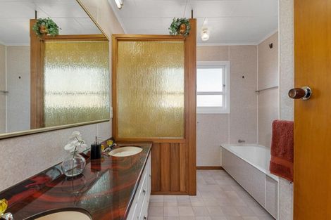 Photo of property in 12 Roosevelt Road, Western Heights, Rotorua, 3015