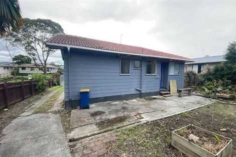 Photo of property in 41 Larissa Avenue, Henderson, Auckland, 0610