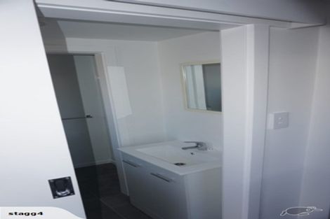 Photo of property in 594 Barbadoes Street, Edgeware, Christchurch, 8013