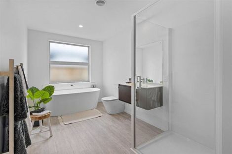 Photo of property in 8 John Raven Lane, Woodend, 7610