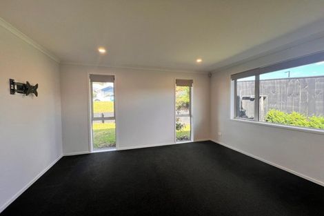 Photo of property in 8 Harriet Johnston Drive, Pokeno, 2402