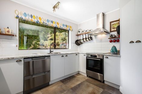 Photo of property in 26 Ngatiawa Road, Reikorangi, Waikanae, 5391