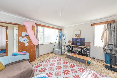 Photo of property in 125 Cornfoot Street, Castlecliff, Whanganui, 4501