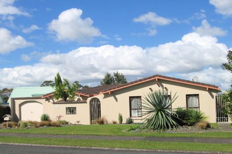 Photo of property in 11 Anna Watson Road, Half Moon Bay, Auckland, 2012