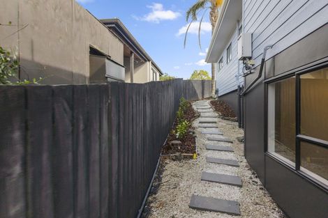 Photo of property in 47 Amorino Drive, Red Beach, 0932