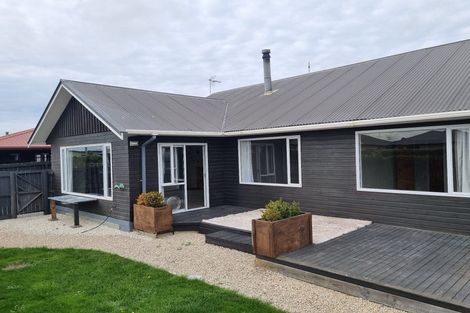 Photo of property in 22 Amberley Beach Road, Amberley, 7410