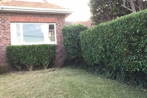 Photo of property in 7 Otahuri Crescent, Greenlane, Auckland, 1051