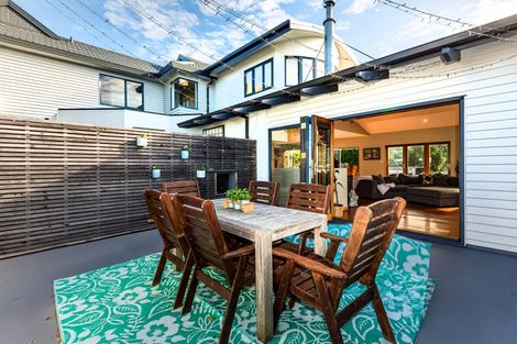 Photo of property in 13 Haunui Road, Pukerua Bay, 5026