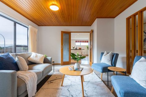 Photo of property in 15 Duval Grove, Tawa, Wellington, 5028